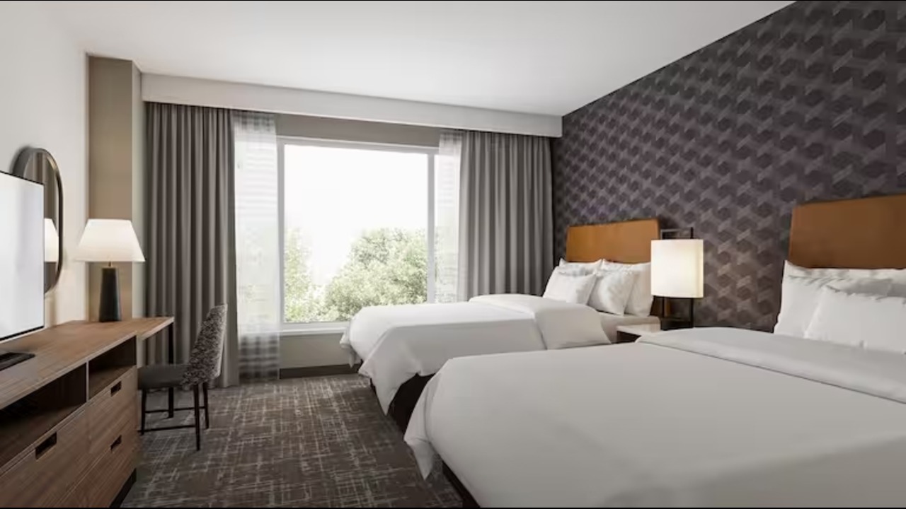 nicest hotels in Huntsville