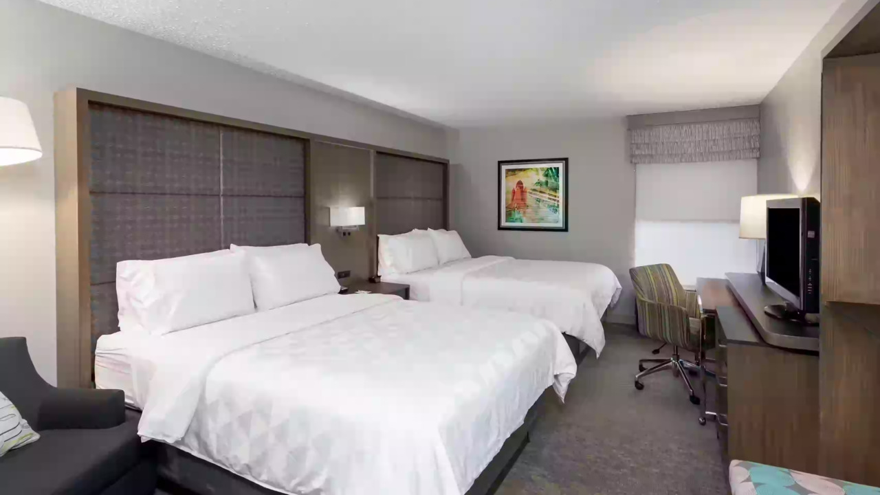 nicest hotels in Huntsville